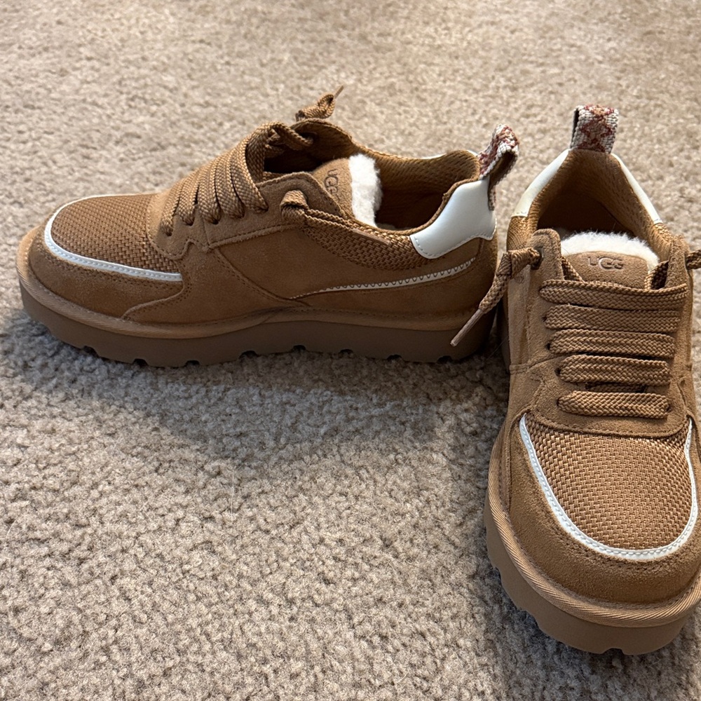 UGG women’s ' Brown Casual Sneakers size 8 - Picture 8 of 8